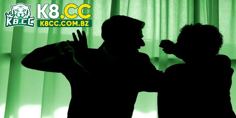 Nằm mơ đánh nhau ác liệt với người cũ